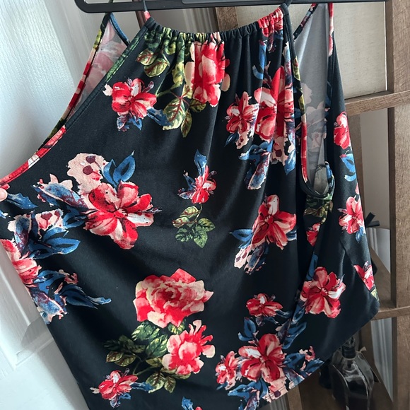 Tank Top - Picture 3 of 4